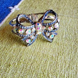 HTF Betsey Johnson Iconic Bonjour Butterfly Bracelet